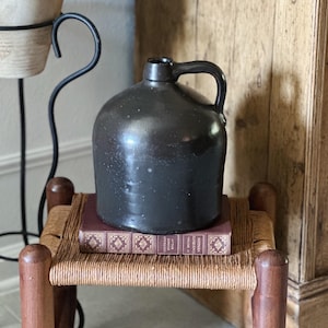 Antiker brauner Whiskykrug / Primitive / Bauernhaus / Cottagecore