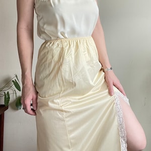Vintage 70s Slip Lingerie