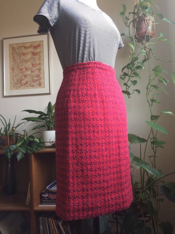 Hot pink pencil skirt