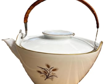 Vintage Noritake Wheatcroft Teapot 5852 Japan Tea Pot Gold Wheat Pattern Mid Century Porcelain Teapot With Wicker Handle