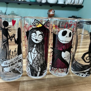 Juego de vasos de cristal de Disney Pesadilla antes de Navidad, Jack y Sally, juego de 4 vasos de Halloween imagen 2