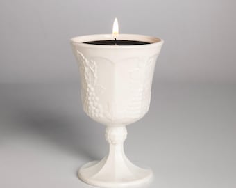 1950年代のヴィンテージミルクガラスの香り付きキャンドル - カスタマイズ可能