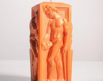 男性像彫刻ピラーキャンドル - きらめくカボチャ