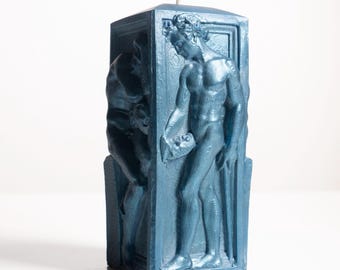 男性像彫刻ピラーキャンドル - ディープブルーデニム