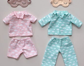 Patron de couture PDF et tutoriel de pyjama pour poupée - pour les poupées en peluche Studio Seren