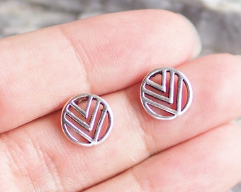 Chevron Circle Earrings, Minimalist earrings, Geometric Jewelry / SK72
