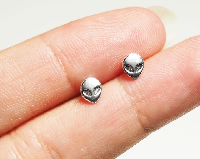 Sterling silver Alien Earrings UFO earrings Astrology Universe Earrings / SD343