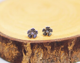 Flower stud Earrings, Cherry Blossom Flower earrings, Cute Earrings / SK220