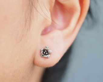 Oxidized Flower stud Earrings, Sterling silver flower post earrings, Bridesmaid Gift  / SD224