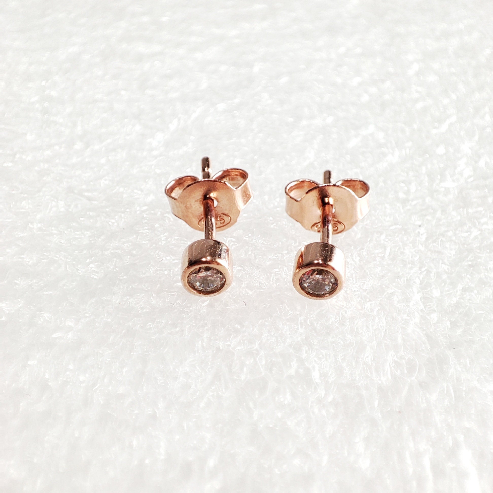 4 Mm CZ Diamond Earrings Dainty CZ Stud Earrings Small Etsy