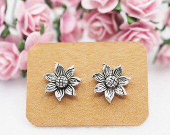 Vintage Sunflower stud Earrings Sterling silver Flower earrings Gift for mom /SK245