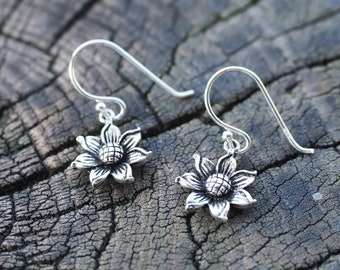 Vintage Sunflower Dangle Earrings Sterling silver Floral earrings Bestfriend gift / DA32