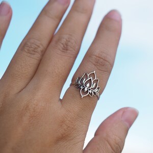 Sterling Silver Lotus, Ring Size US5-9, Boho Flower Ring , Gift for her, Mandala jewelry /HR33