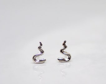 SALE - Sterling silver Snake Earrings, Serpent Earrings, Animal Earrings, Tiny Earrings, Gift idea / SK226P