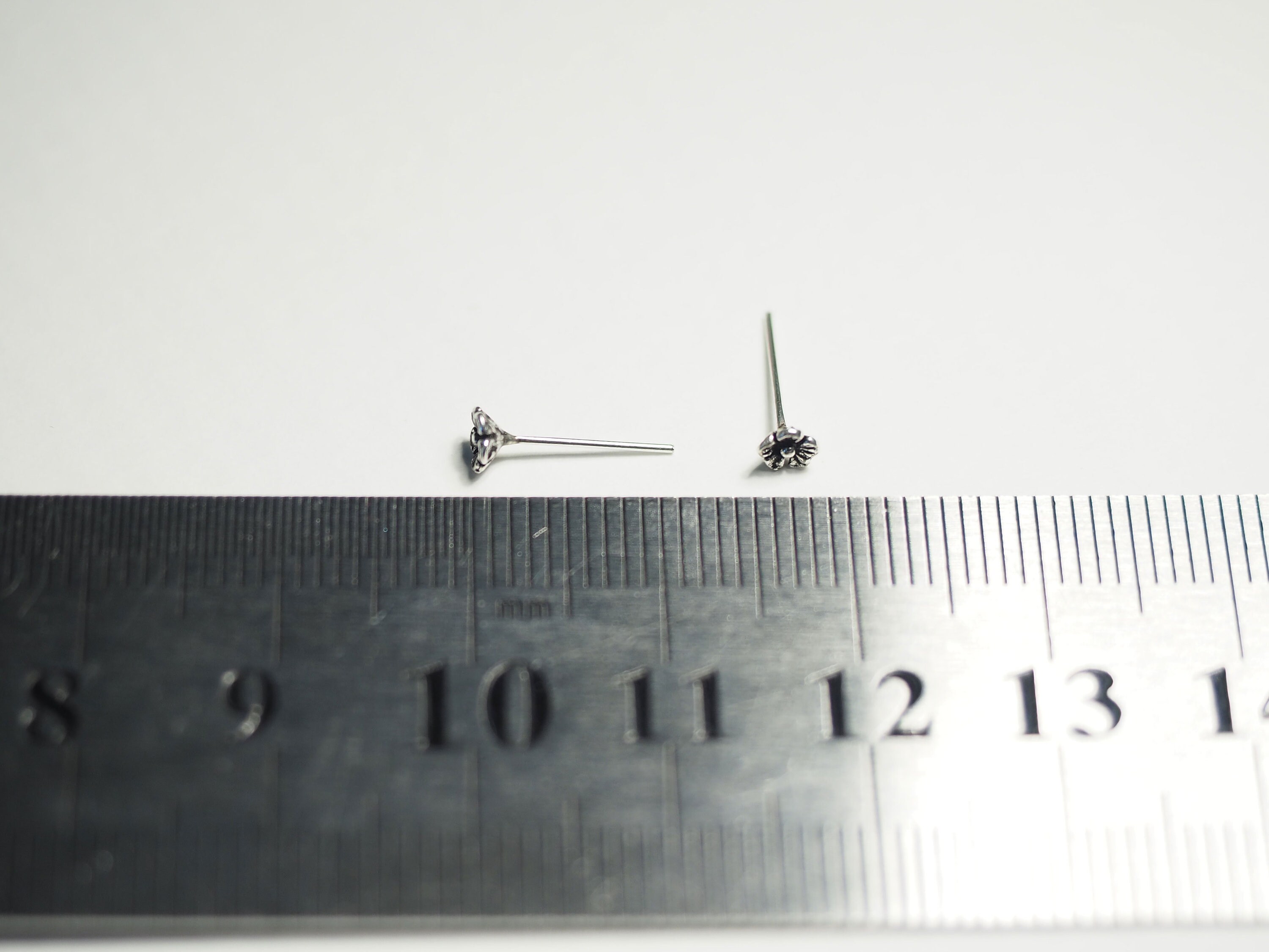 3 Mm Flower Fishtail Nose Stud Jasmine Flower Nose Stud Dainty Etsy