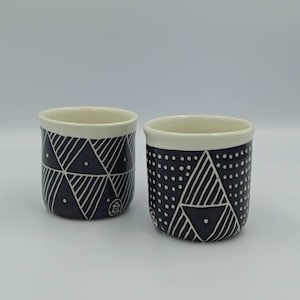 Handgefertigte Keramik-Espressotassen 4 oz (120 ml) - Schwarz-Weiß-Espresso-Demitasse-Tassen - Griechische und türkische Kaffeetassen aus Keramik