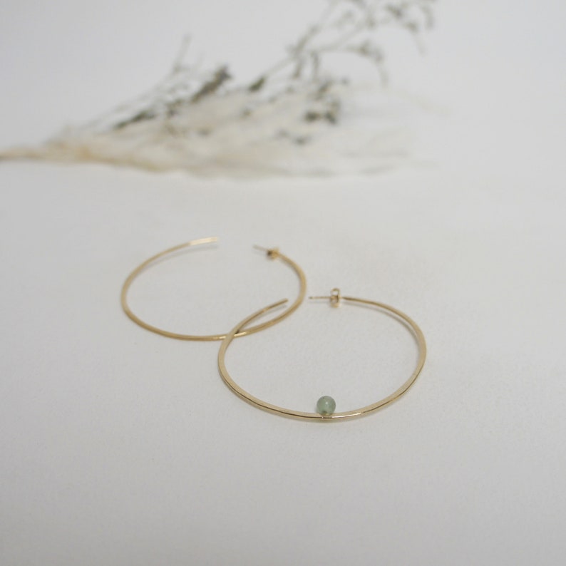 MEBAE earrings handmade in France minimalist creoles hammered in gold-plated brass and fine stone pearl