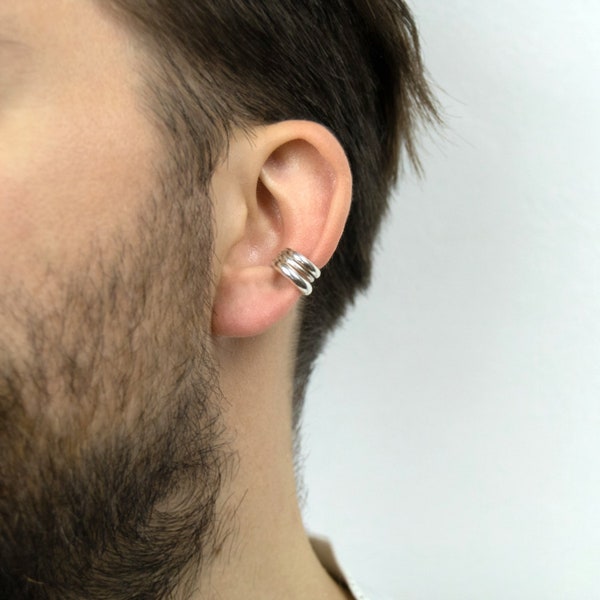 Ear cuff HATTARI - bague d'oreille à l'unité composé de trois fils demi-rond de tailles variées, fabriqué à la main.