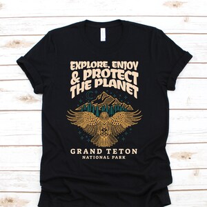 Grand Teton National Park Shirt, Mountains Lover Tank Top, Cute Hiking Crop Tee, Beautiful Outdoor Adventure Gift  Souvenir T Shirts Present