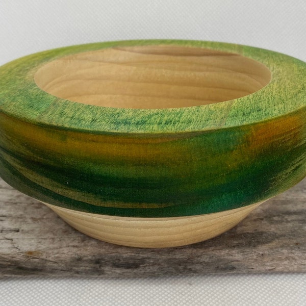 Pretty Ash wood, hand turned bowl