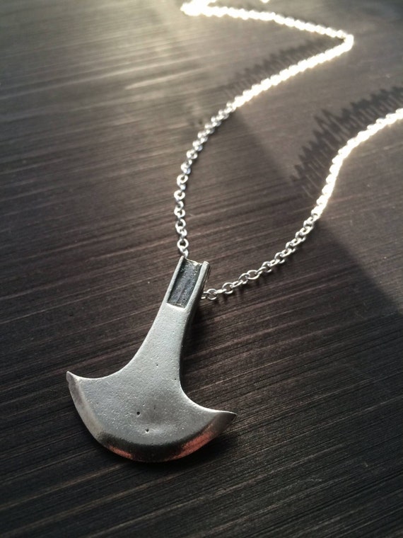 Axe pendant clearance