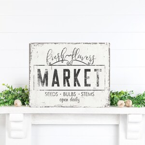 Fresh Flower Market Metal Sign: Rustic Farmhouse Wall Decor
