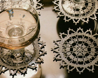 Crochet coaster pattern in German DIY snowflakes placemats lace doilies tutorial PDF