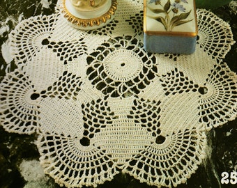 Round doily digital instruction in German PDF downloadable tutorial for table cover topper Vintage pattern as best gift for crocheter granny