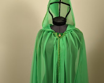 Green leaf pattern cloak(ロングマント) Sheer Green Wizard Robe: Gold Trim, Frog Clasp (lg-xl