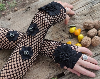 Black Fishnet Gloves: Embellished Victorian Party Accessories