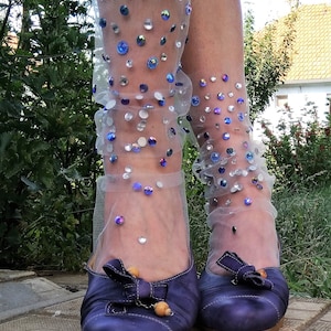 Calcetines de tul adornados. Cristales azules Pura linda y fresca pedrería Lolita calcetines. Lencería transparente.