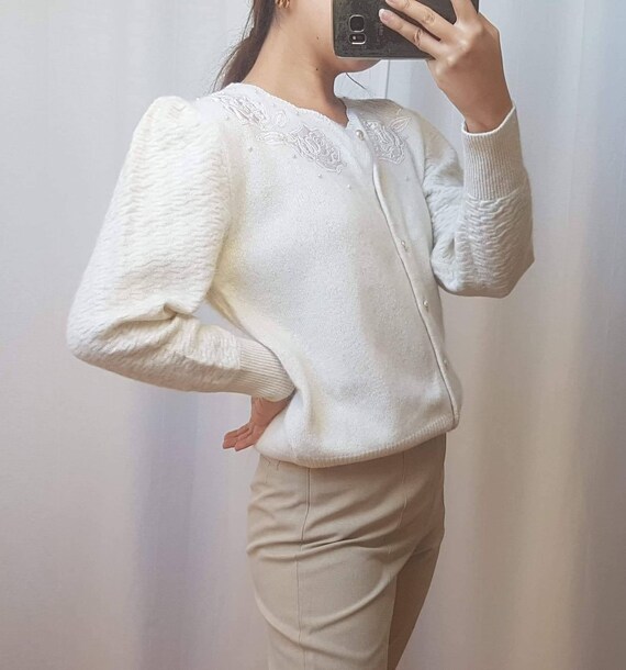 Sold*Rose embroidered Cardigan Puffed sleeves Vint