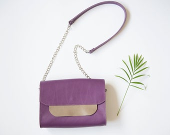 Small purple purse, chain strap crossbody bag, Minimalist bag, Violet shoulder bag,  beige leather cluch purse, modern satchel, summer bag