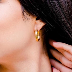 Chunky 18K Gold Filled Hoop Earrings: Waterproof Hypoallergenic Hoops