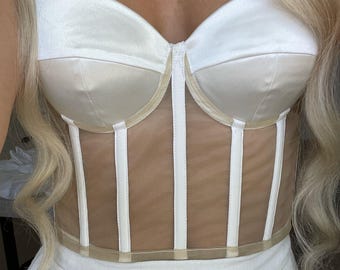 Braut Korsett in transparentem Netzstoff - Handgemachtes weißes Hochzeits-Bustier mit Cups und Schnürung am Rücken transparentes Korsett mit Cups zum Schnüren hinten