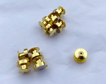 Magnetische Pin Backs // Gold // 10mm // Emaille Pins in Magnete eingesetzt.