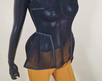 Chique mesh- en pompoenset - unieke top en broek, stijlvolle tweedelige set, elegante meshtop, pompoenkleurige broek, statementoutfit
