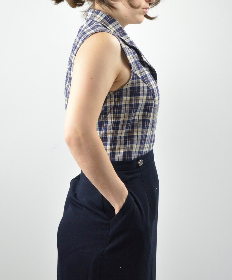 90s Vintage Plaid Sleeveless Shirt Size Medium Cotton and Linen Blend Blouse
