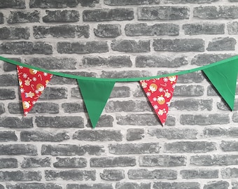 8ft HANDMADE Fabric Christmas Bunting - Single Ply - Pinked Edges - Green Red White Gingerbread Men Christmas Pudding Candy Cane Snow Flake