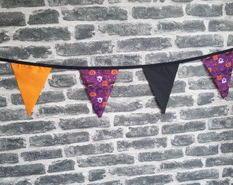 SALE 6ft HANDMADE Fabric Halloween Bunting - Single Ply - Pinked Edges - Spooky Scary Creepy Witch Bat Ghost Candy - Party Garden Home