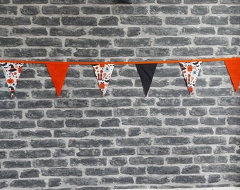 10ft HANDMADE Fabric Halloween Bunting - Single Ply - Pinked Edges - Spooky Scary Creepy Witches Pumpkin Bats - Party Garden Home Decoration