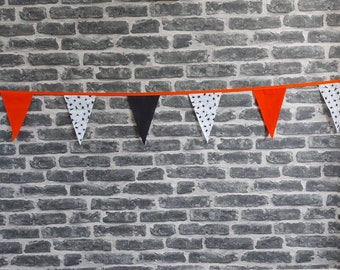 10ft HANDMADE Fabric Halloween Bunting - Single Ply - Pinked Edges - Spooky Scary Creepy Crawly Spiders - Party Garden Home Decoration