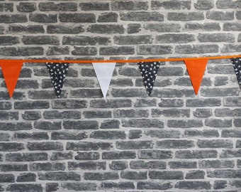 10ft HANDMADE Fabric Halloween Bunting - Single Ply - Pinked Edges - Spooky Scary Creepy Crawly Spiders - Party Garden Home Decoration