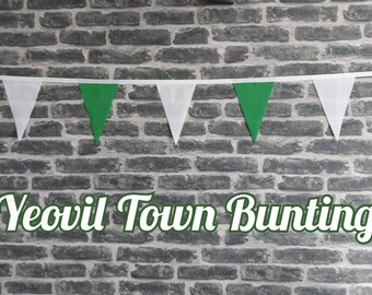 10ft Handmade Football Team Colours Fabric Bunting - Yeovil - Single Ply - Pinked Edges - Green + White Flags - White Bias Tape