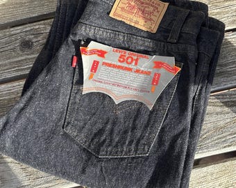 Vintage 80s Levis 701 Jeans Men 30x34 Raw Black Denim Button Fly Student Fit USA