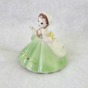 Vintage Kitsch Porcelain Girl Figurine, Green Dress Porcelain Mini Firgurine, Hooded Green Dress Porcelain Figure image 6