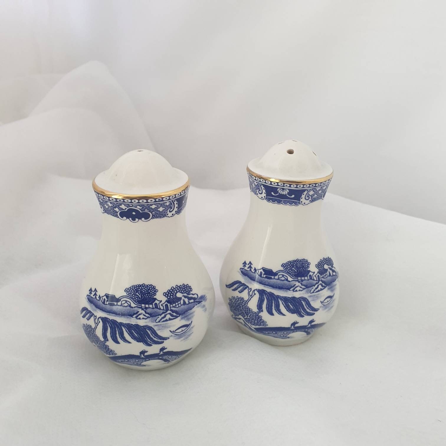 owl and willow salt and pepper grinders