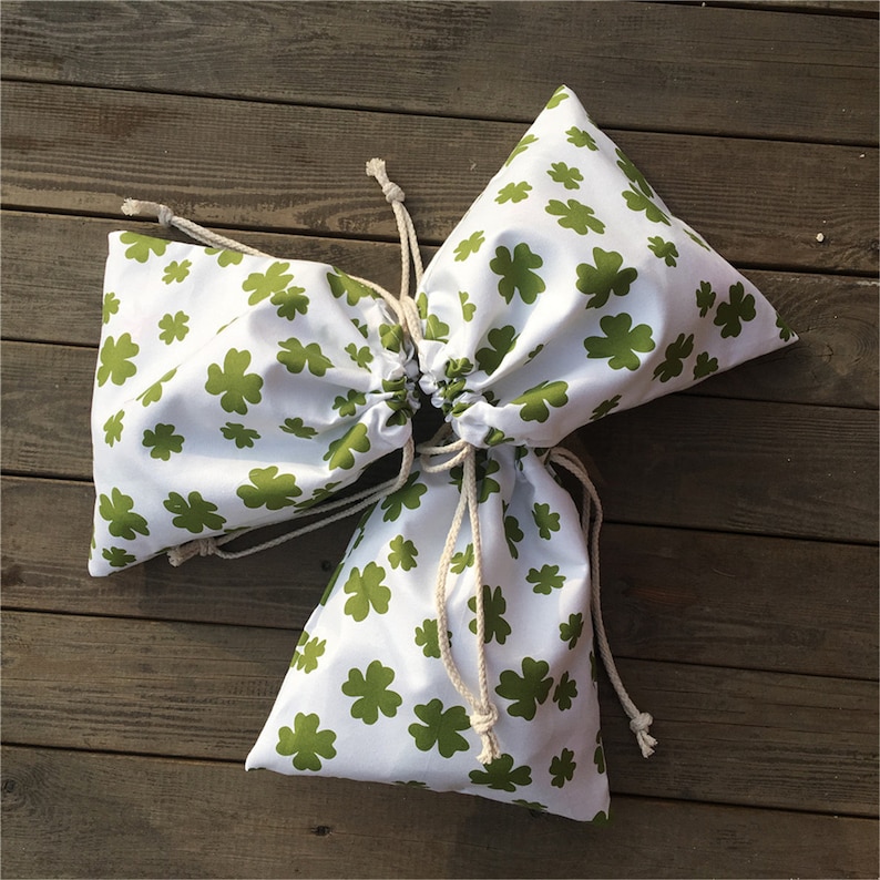 3pcs Polyester Drawstring Pouch St Patrick Day Party Gift Bag Print Green Clover YILE P15