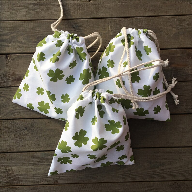 3pcs Polyester Drawstring Pouch St Patrick Day Party Gift Bag Print Green Clover YILE P15