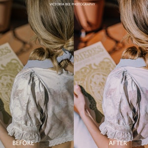 Puede incluir: Primer plano de una mujer con una blusa blanca con estampado floral. La blusa tiene un ribete con volantes alrededor de las mangas. La mujer sostiene un libro con la palabra "DIERDES" impresa en la portada.